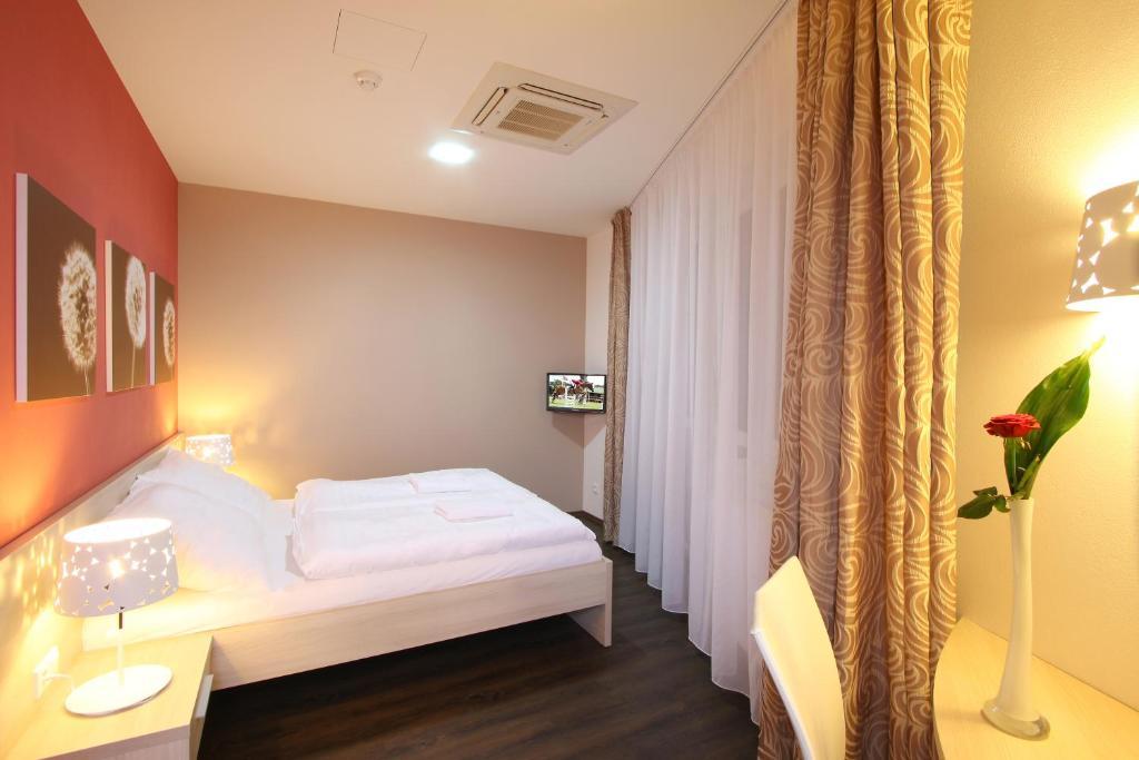 Hotel Gol Garni ออลอโมตซ์ ห้อง รูปภาพ