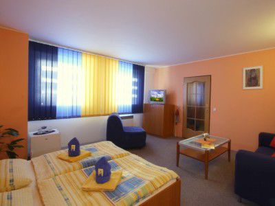 Hotel Gol Garni ออลอโมตซ์ ภายนอก รูปภาพ